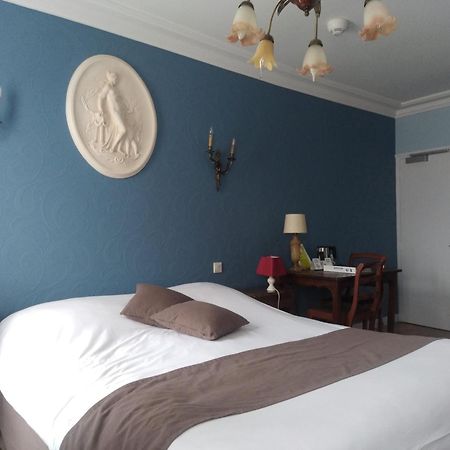 Hostellerie Saint Martin- Logis Hotel Et Restaurant Creully sur Seulles Kültér fotó