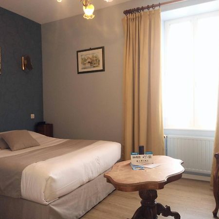 Hostellerie Saint Martin- Logis Hotel Et Restaurant Creully sur Seulles Kültér fotó