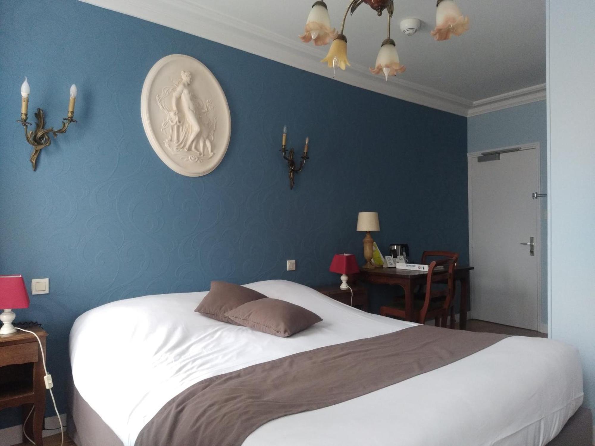 Hostellerie Saint Martin- Logis Hotel Et Restaurant Creully sur Seulles Kültér fotó