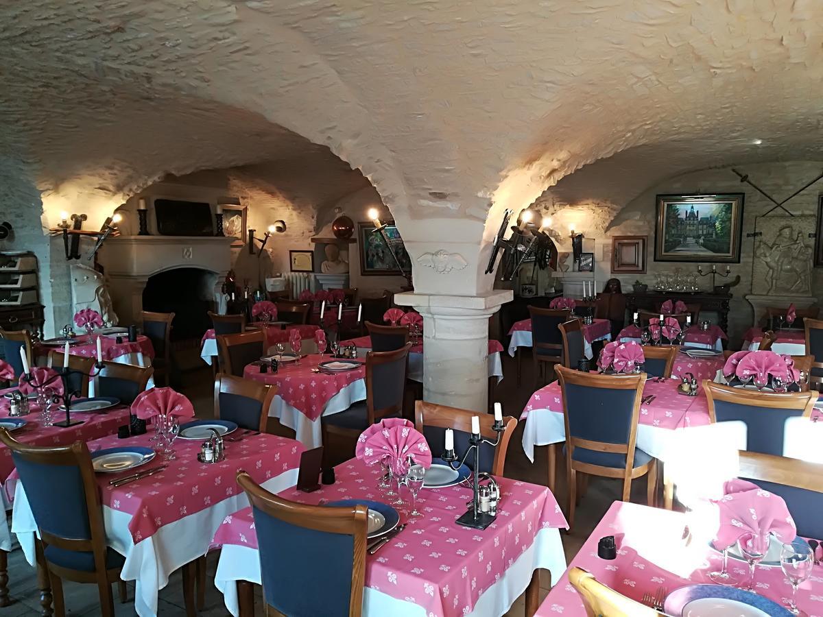 Hostellerie Saint Martin- Logis Hotel Et Restaurant Creully sur Seulles Kültér fotó