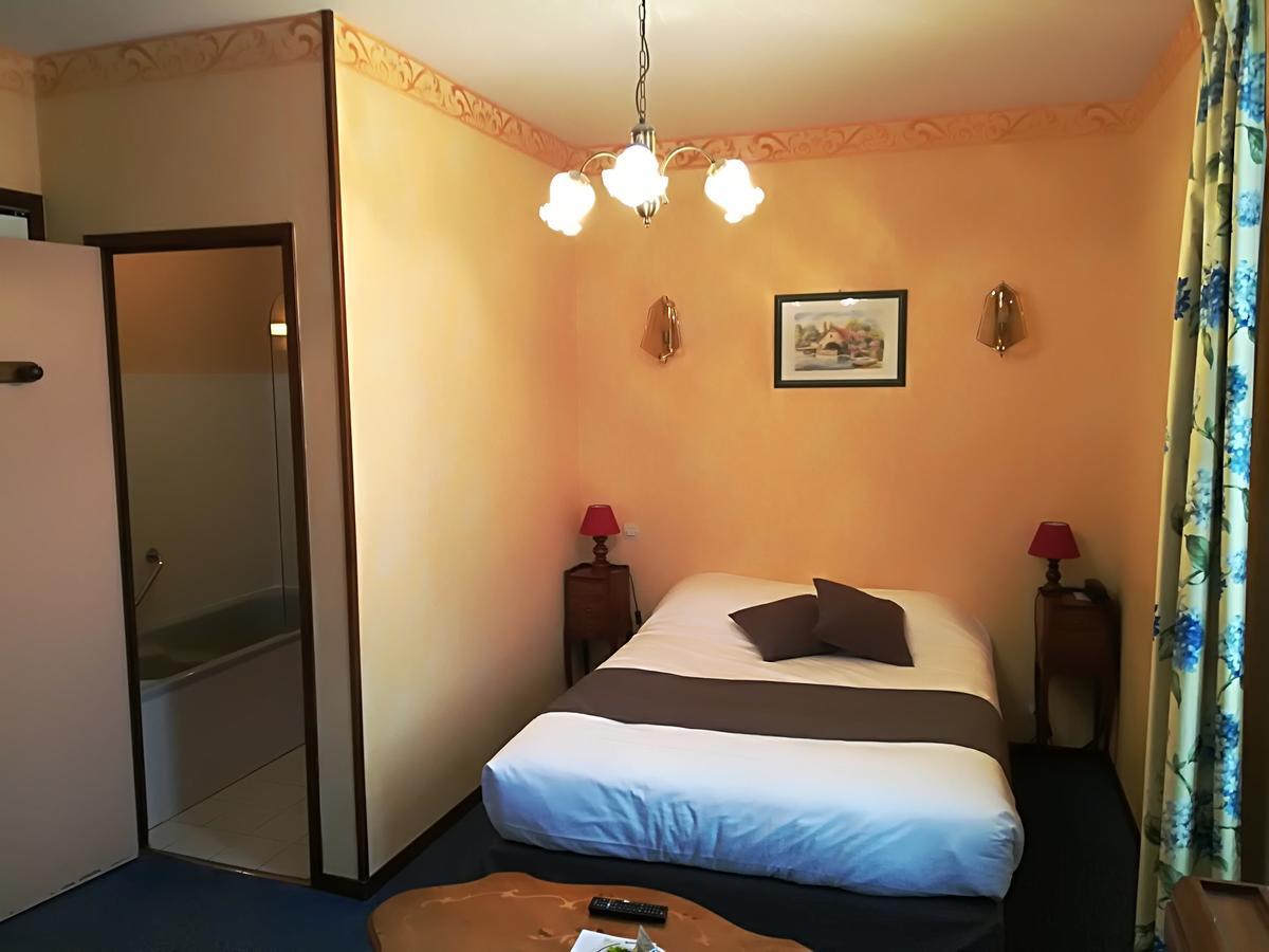 Hostellerie Saint Martin- Logis Hotel Et Restaurant Creully sur Seulles Kültér fotó