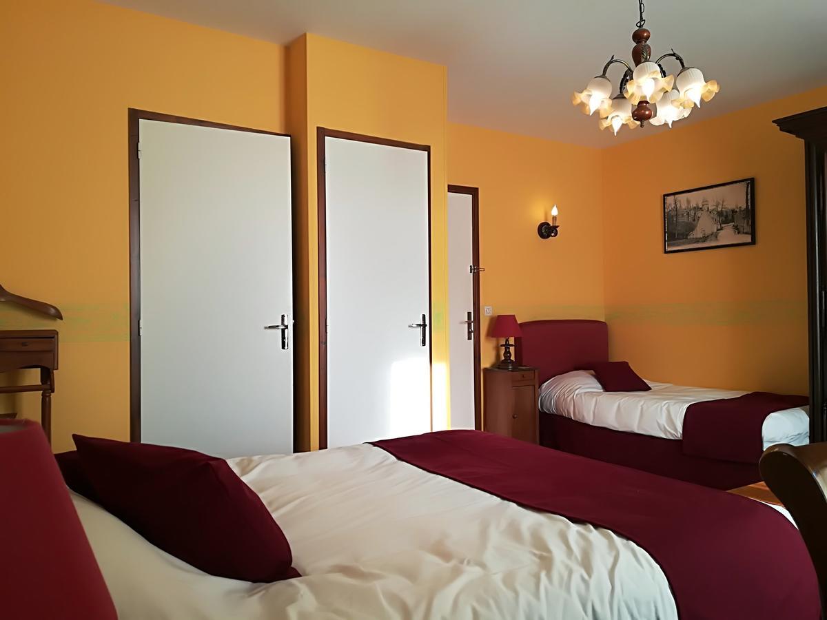 Hostellerie Saint Martin- Logis Hotel Et Restaurant Creully sur Seulles Kültér fotó