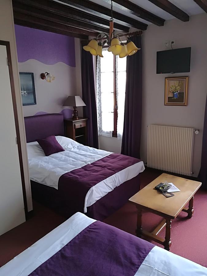 Hostellerie Saint Martin- Logis Hotel Et Restaurant Creully sur Seulles Kültér fotó